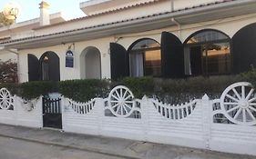 Backpackers Hostel Fonte Da Telha